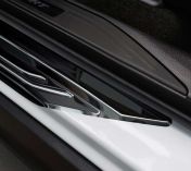 Kynnyslistat Lexus NX II 2021- mustat